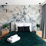 Easy Rent - Gold 30, Basen & Spa, Centrum 24h Check-in * Lublin
