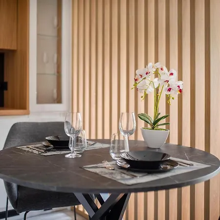 Appartement Easy Rent - Gold 30, Basen & Spa, Centrum 24h Check-in Lublin