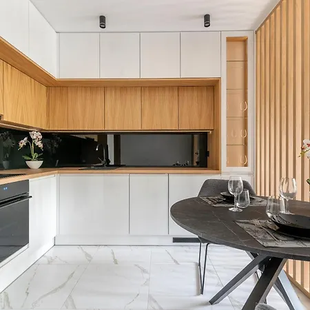 Easy Rent - Gold 30 Apartment